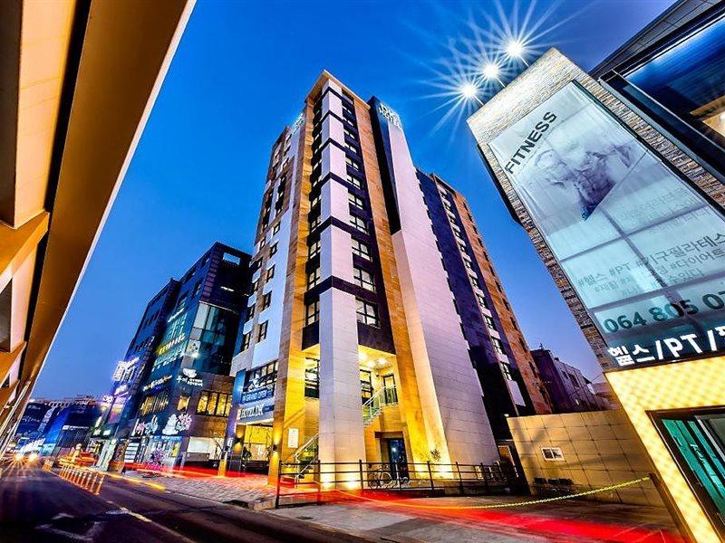 Hotel Dk ซอกวีโพ ภายนอก รูปภาพ