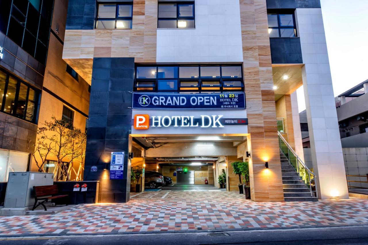 Hotel Dk ซอกวีโพ ภายนอก รูปภาพ